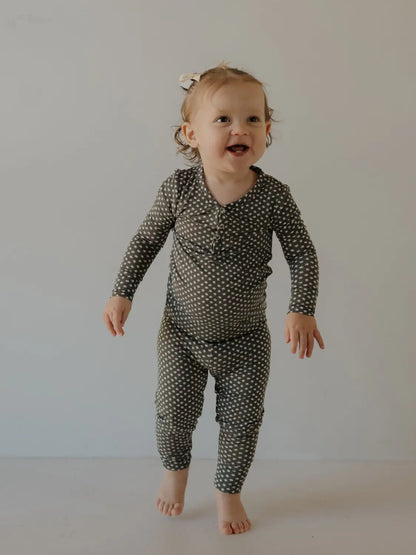 Bamboo Two Piece Pajamas | Green Flowers