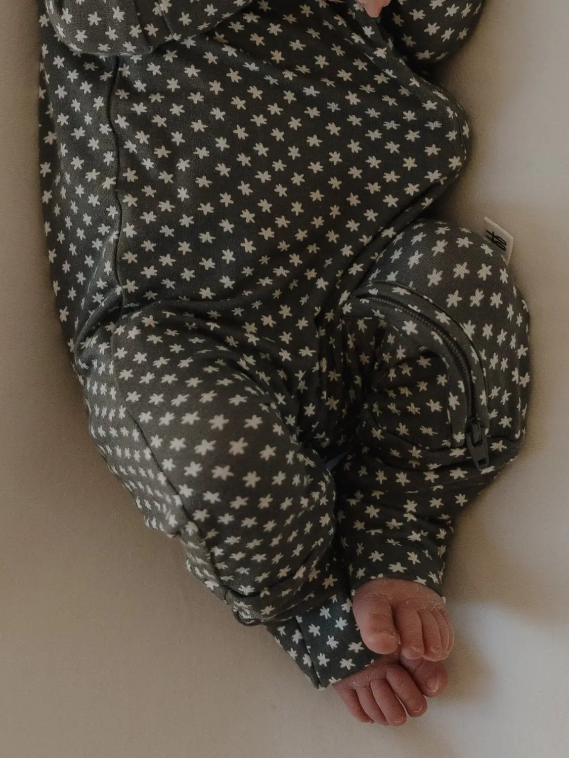 Bamboo Zip Pajamas | Green Flowers