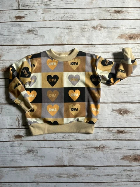 Iowa Heart Pullover